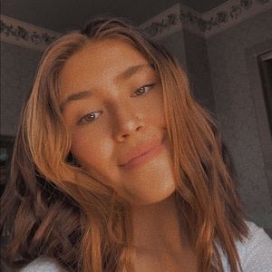 Meet your Posher, Tanis